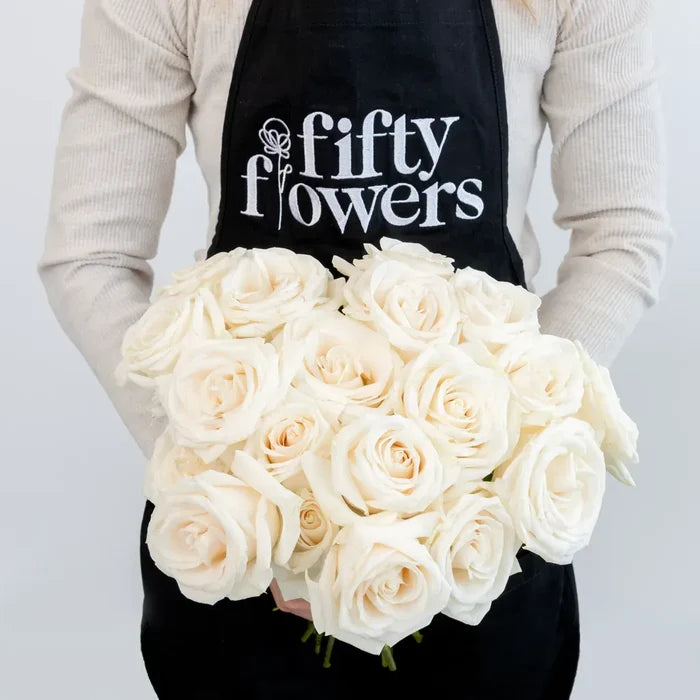 Vendela Ivory Rose Apron - Image