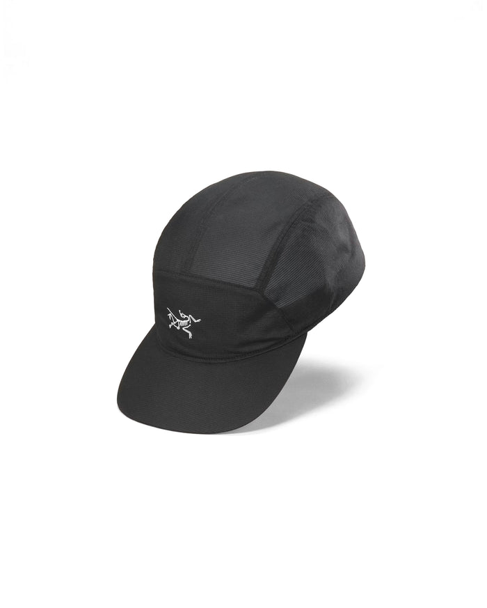 Aerios 5 Panel Cap Black / Arctic Silk
