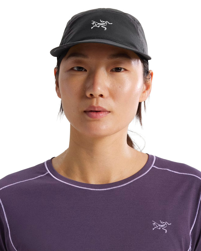 Aerios 5 Panel Cap Black / Arctic Silk