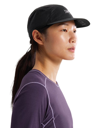 Aerios 5 Panel Cap Black / Arctic Silk