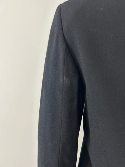 Black Ann Demeulemeester 2-way blazer in size 34/2, tailored with a sleek design and structured fit, front view.