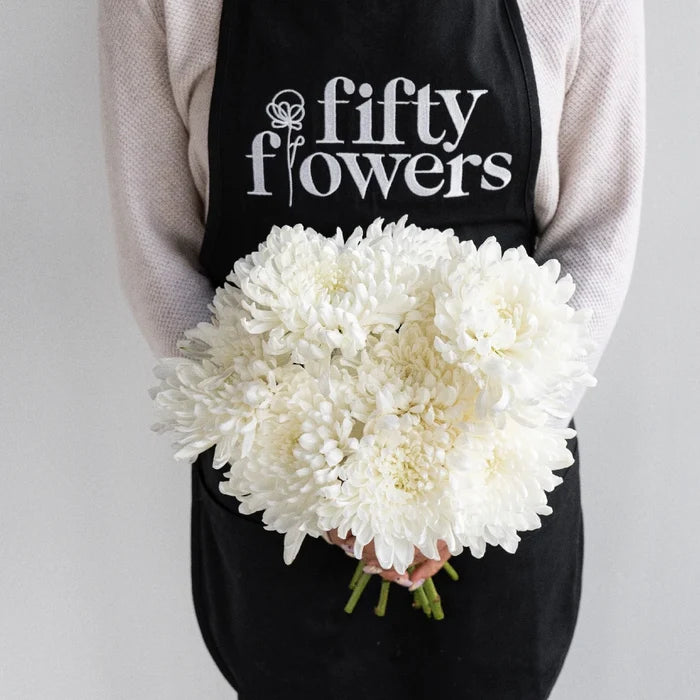 Dahlia Style Cremon Snowflake Apron - Image