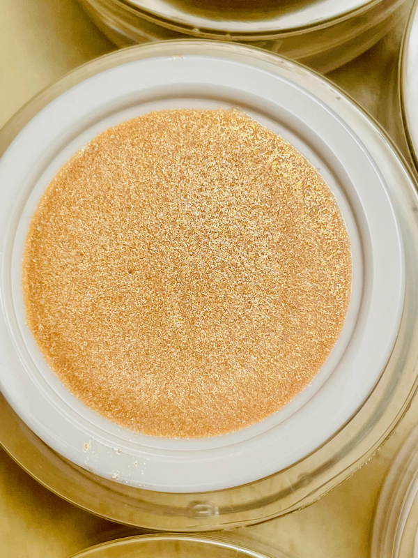 Dewy Highlighter