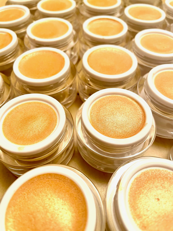 Dewy Highlighter