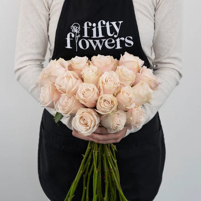 Lady Eva Novelty Rose Apron - Image
