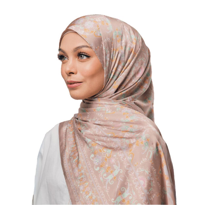 UMMA Majestica Printed Scarf | Isetan KL Online Store