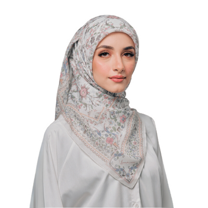 UMMA Majestica Printed Square | Isetan KL Online Store