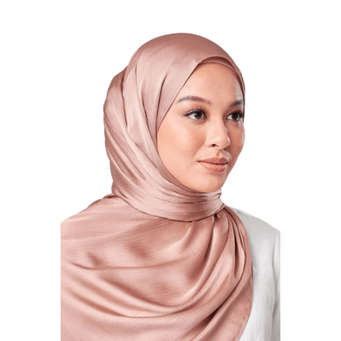 UMMA Maya Crinkle Satin Scarf | Isetan KL Online Store