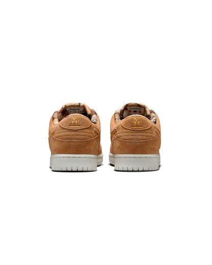 NOTE Manchester x SB Dunk Low Brew & Biscuits