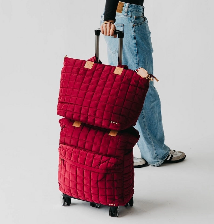 Quilted Roller Bag image 2