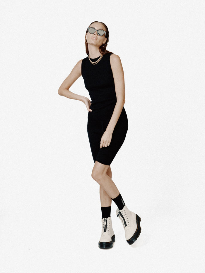 Seamless Knit Tank Top Wicking and Insulating Merino
