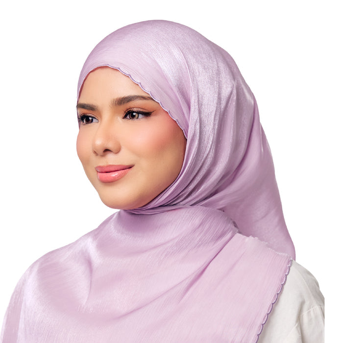 Lilac Molek