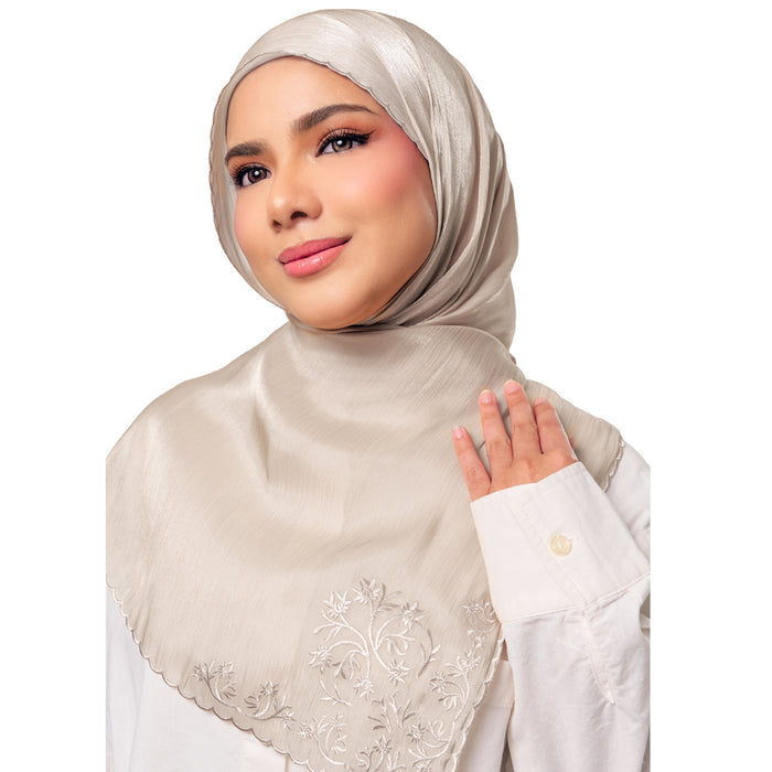 UMMA Sulam Juita Shiny Crinkle Satin Chiffon Scarf | Isetan KL Online Store