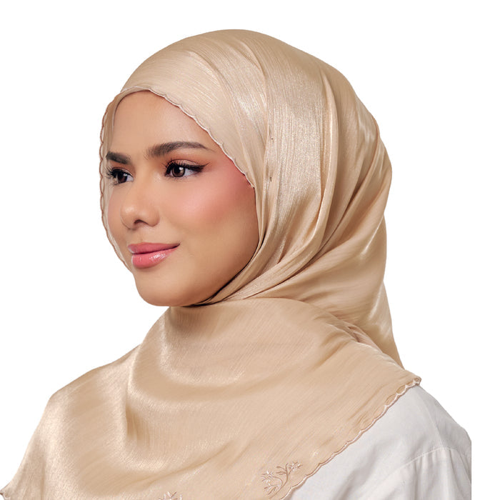 UMMA Sulam Juita Shiny Crinkle Satin Chiffon Scarf | Isetan KL Online Store