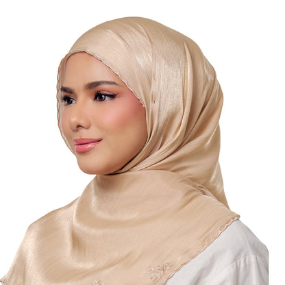 UMMA Sulam Juita Shiny Crinkle Satin Chiffon Scarf | Isetan KL Online Store