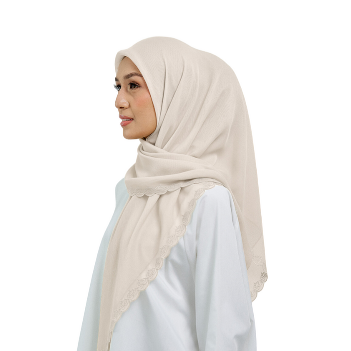 Umbut White