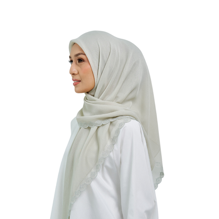 UMMA Sulam Wau Cemara Square | Isetan KL Online Store