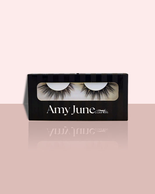 Tamara Lash - Fluffy, Wispy Cat-Eye Lashes