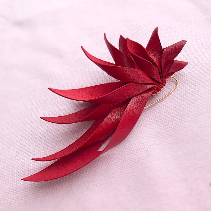 THE BIRD - red
