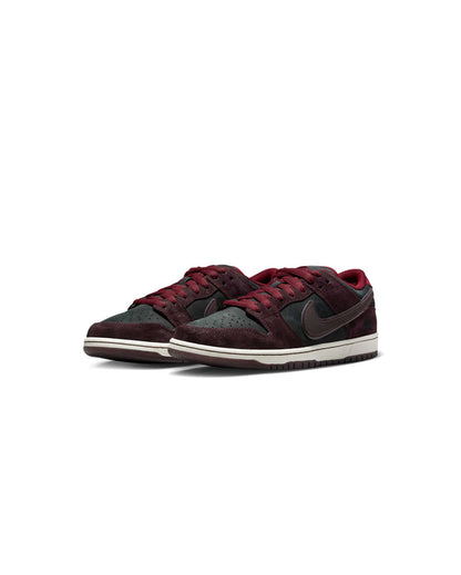 x Riot Skateshop Dunk Low
