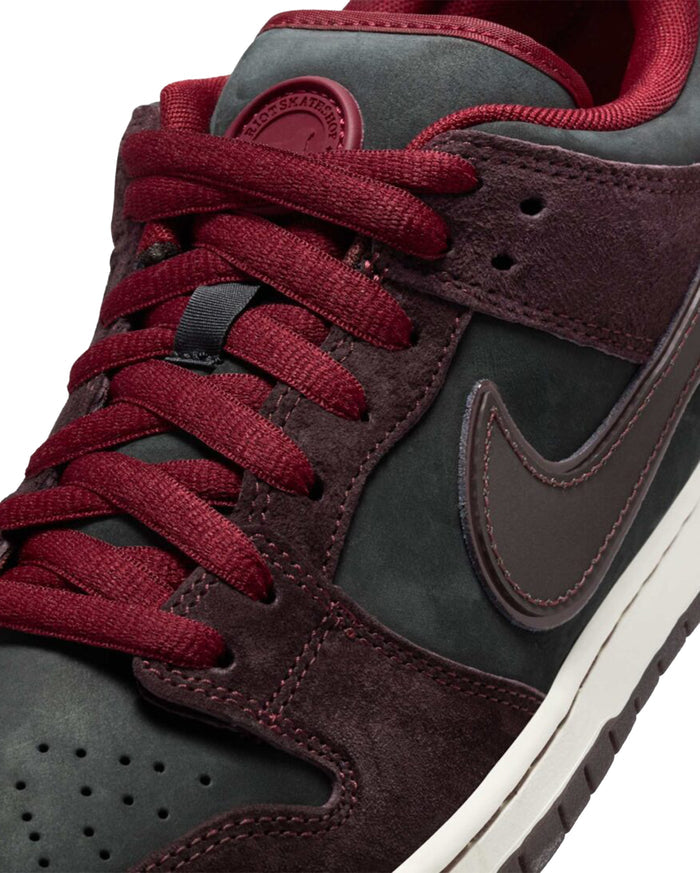 x Riot Skateshop Dunk Low