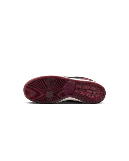 x Riot Skateshop Dunk Low